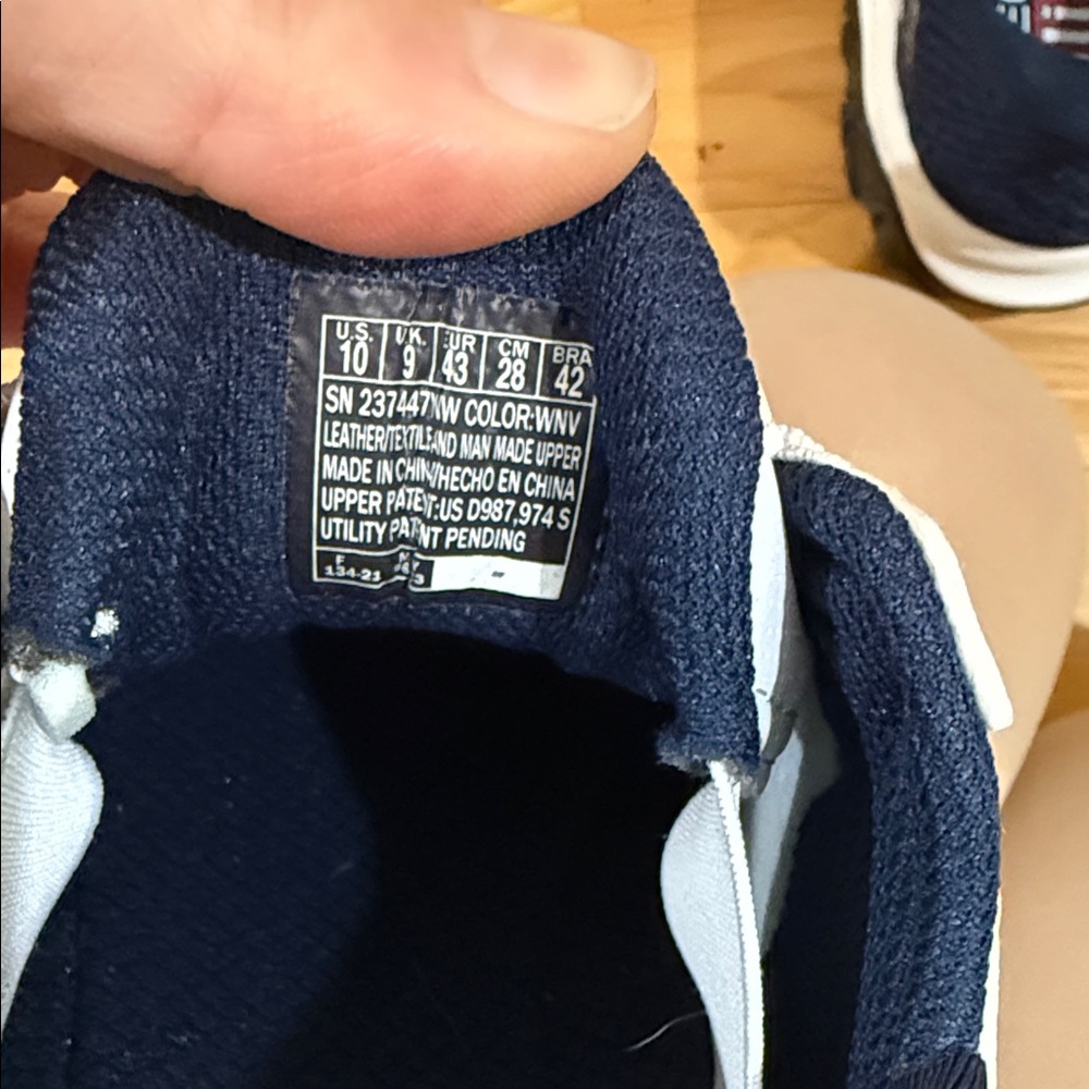 Slip-ins Skechers White and Navy Men's Athletic Walking Shoes - Picture 3 of 3